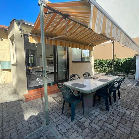 Front Sea House Cros De *